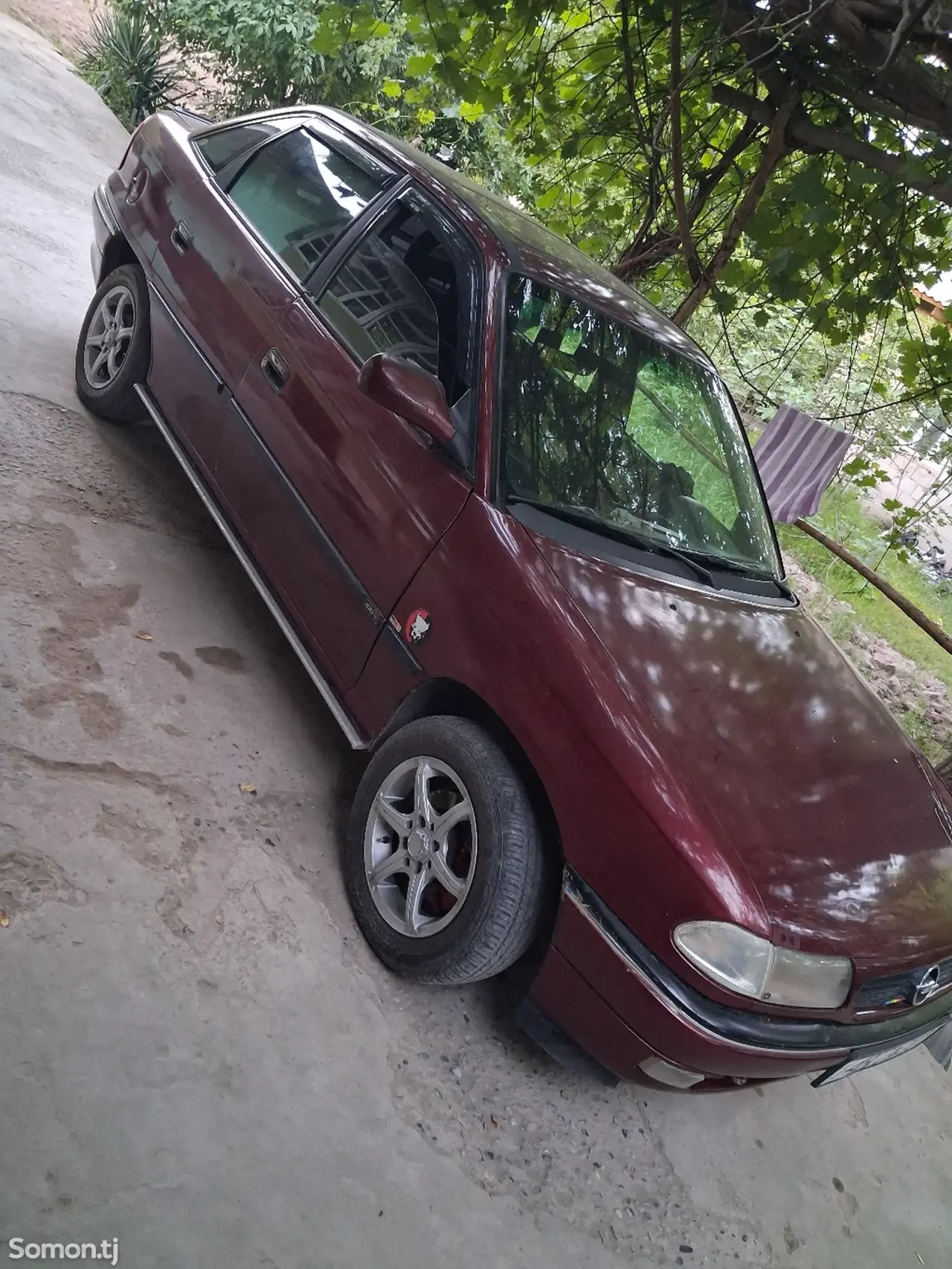 Opel Astra F 1993 · 1.6 MT