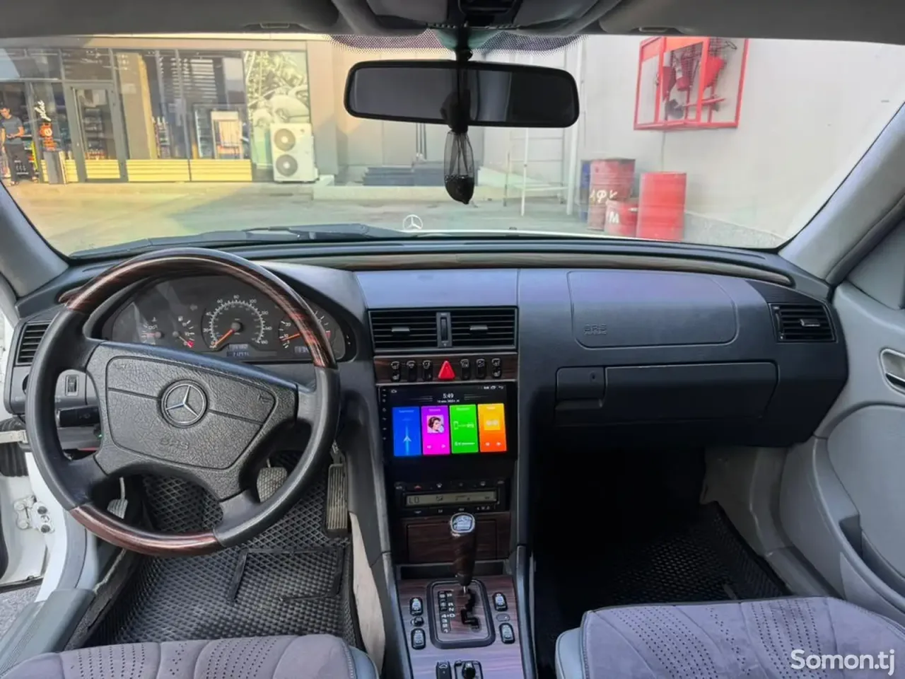 Mercedes-Benz C class 2000 · 2.8 AT