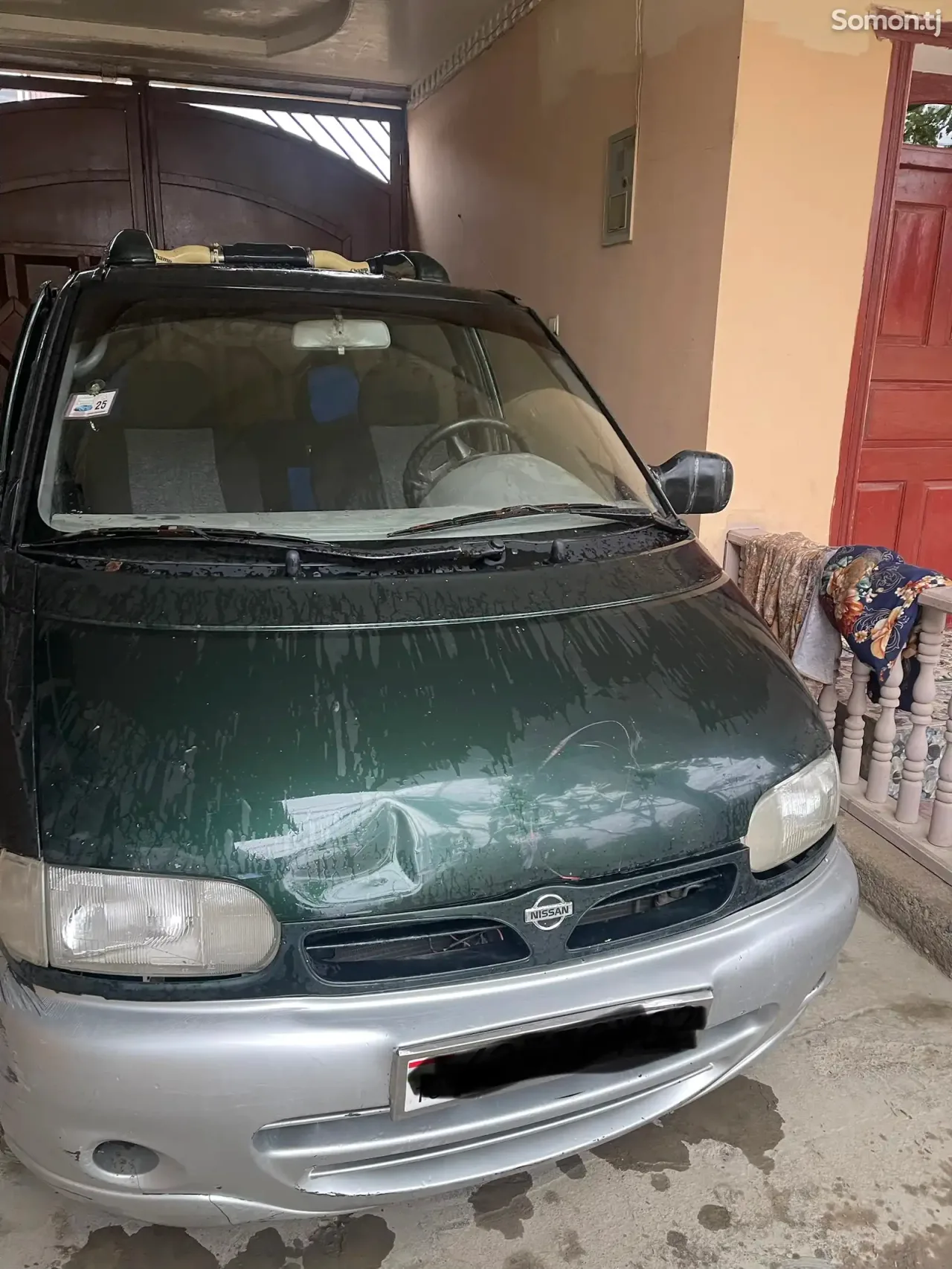 Nissan Serena 2000 · 1.6 MT