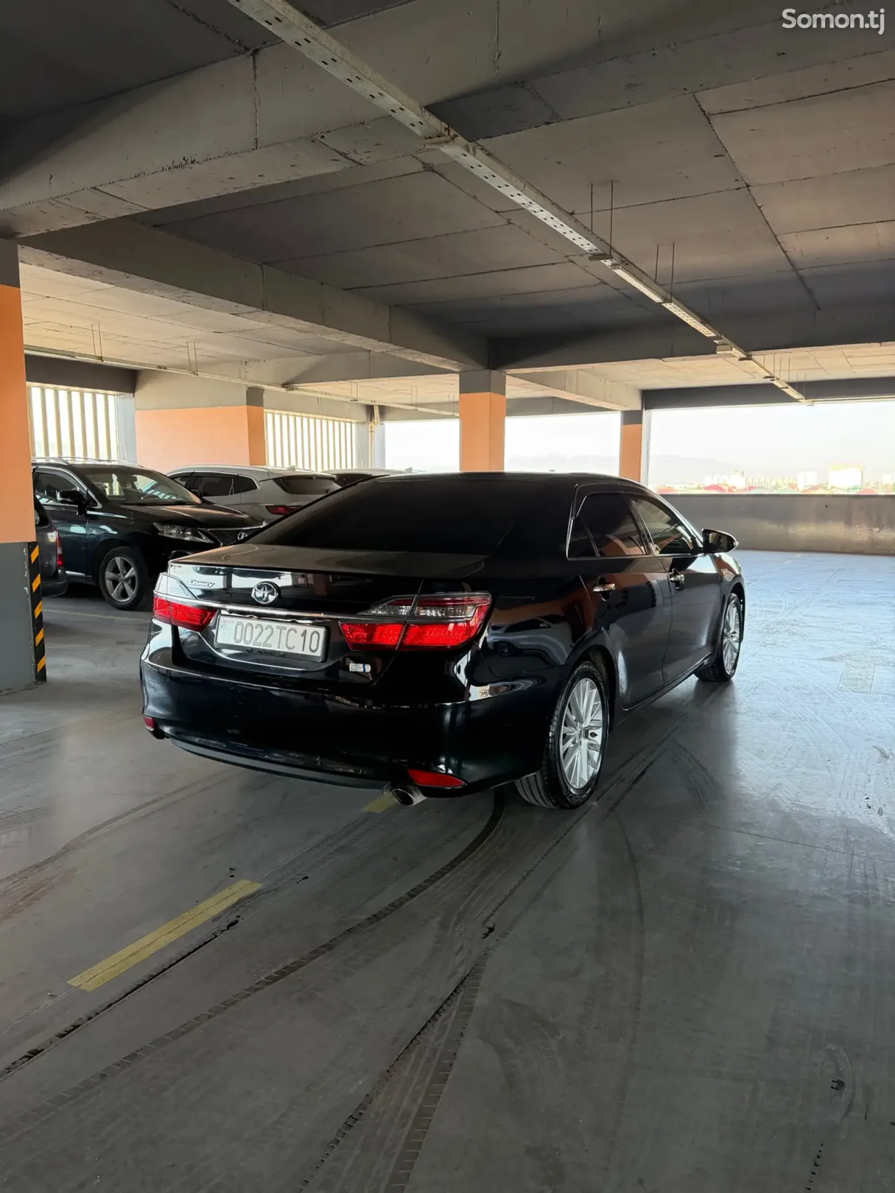 Toyota Camry 2016 · 2.5 AT