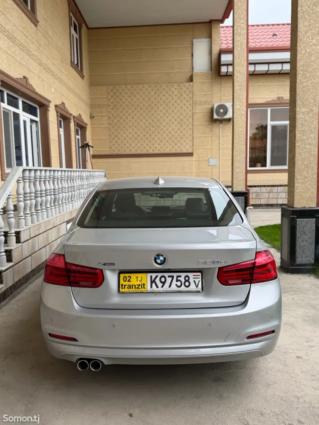 BMW 3 series 2015 · 2.0 AT