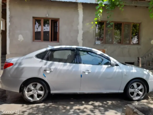 Hyundai Avante 2007 · 1.6 AT