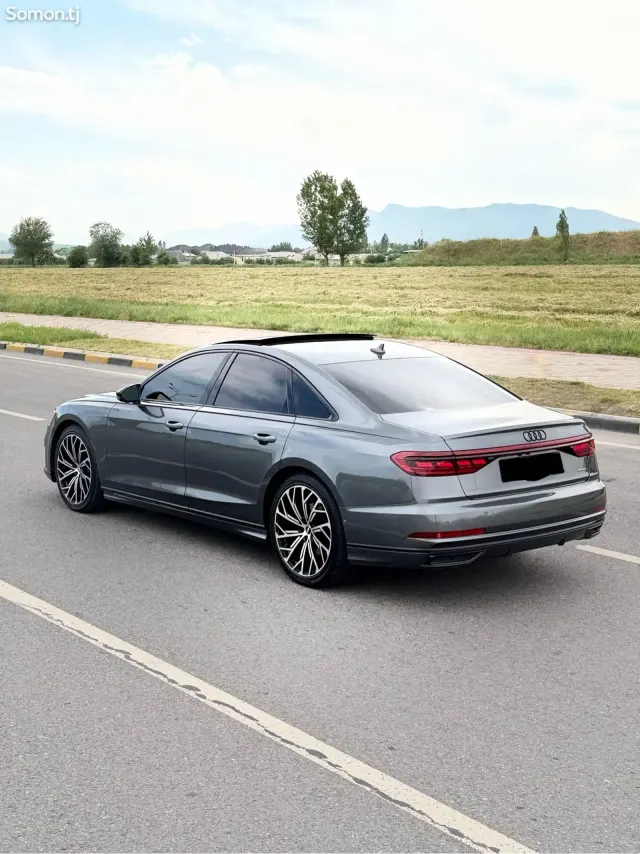 Audi A8 2020 · 3.0 AT