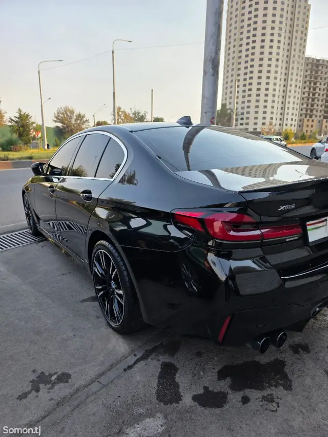 BMW 5 series 2019 · 2.0 AT