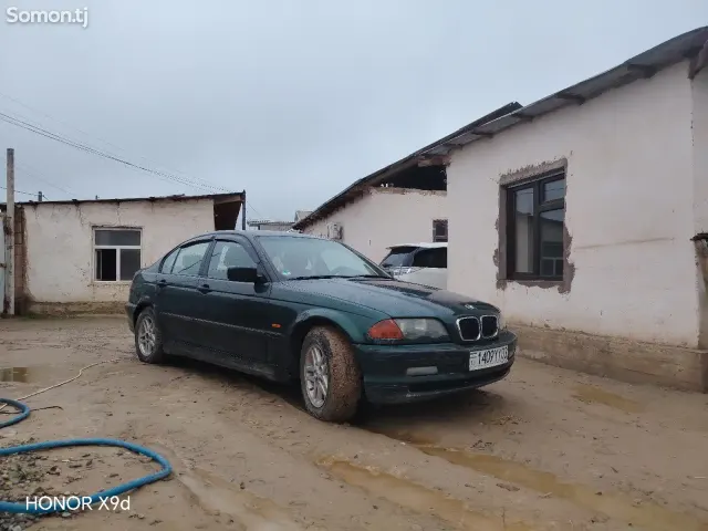 BMW 3 series 2000 · 1.8 MT