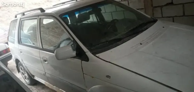 Hyundai Santamo 1996 · 1.8 MT