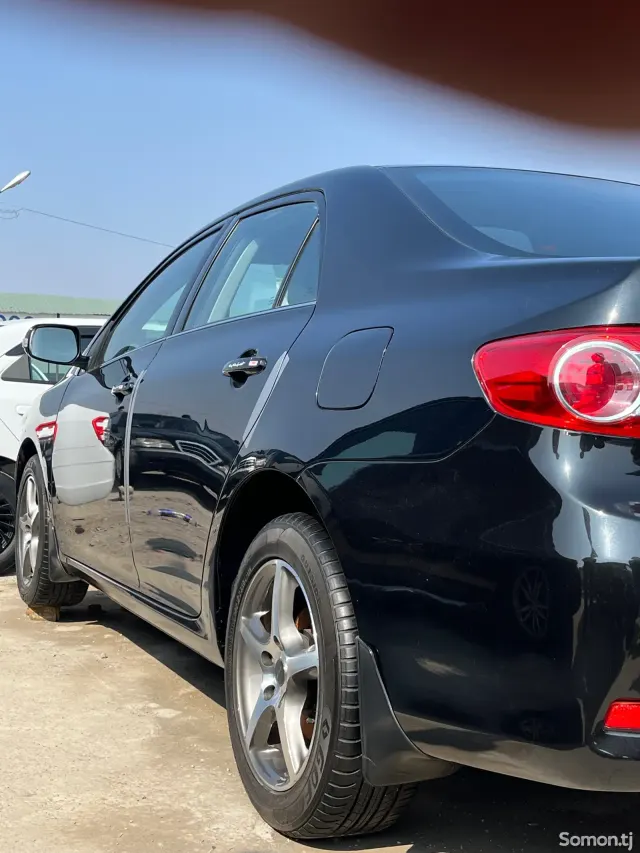 Toyota Corolla 2011 · 1.6 MT