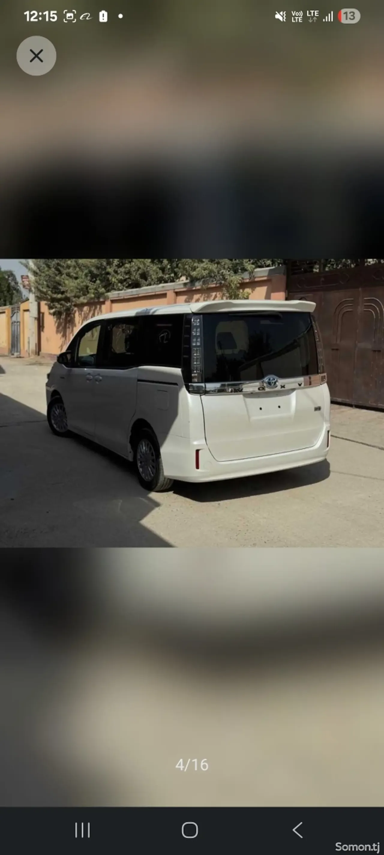 Toyota Voxy 2014 · 1.8 AT