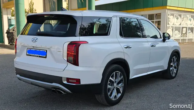 Hyundai Palisade 2021 · 3.8 AT