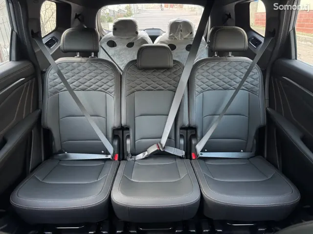 Geely Monjaro 2026 · 2.0 AT
