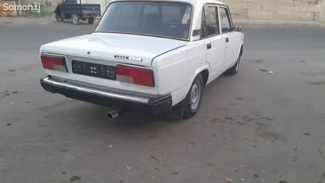 Lada (ВАЗ) 2107 2007 · 1.6 MT