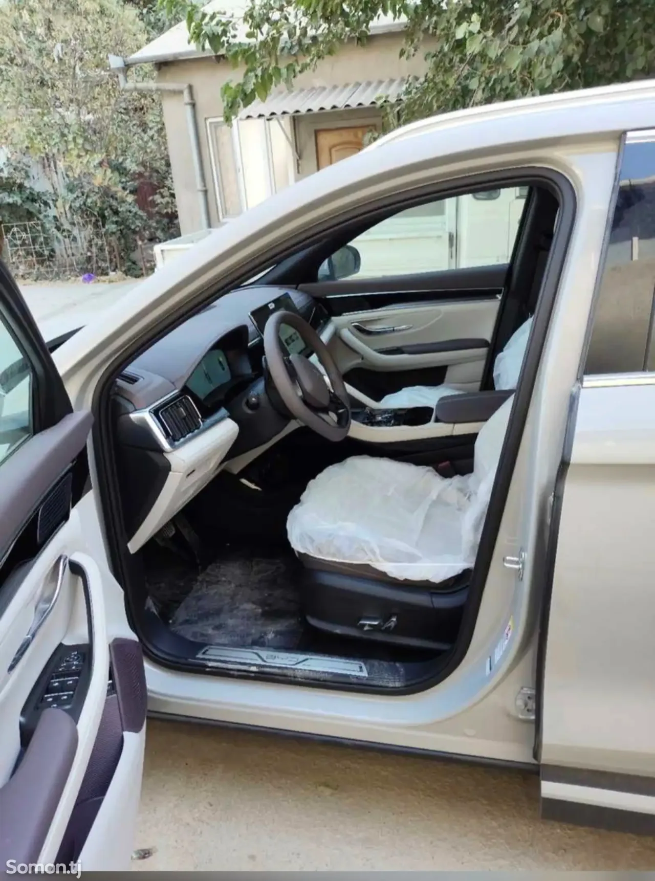 BYD Song Plus 2025 · AT