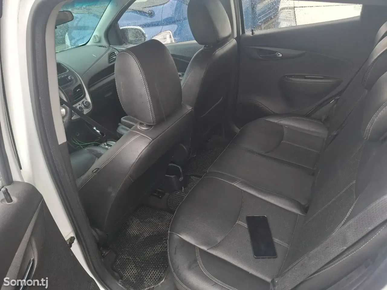 Chevrolet Spark 2016 · 1.2 AT