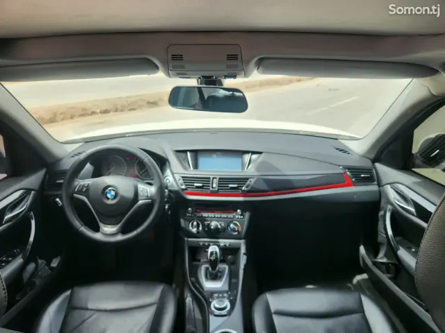 BMW X1 2016 · 2.0 AT