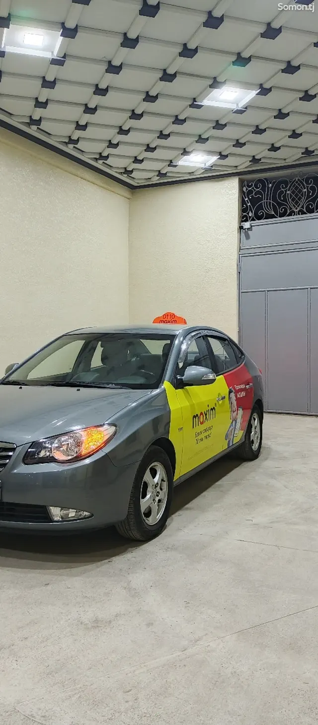 Hyundai Accent 2010 · 1.6 AT