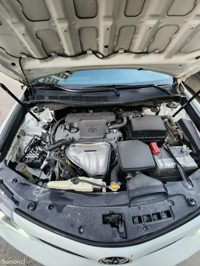 Toyota Camry 2014 · 2.5 AT
