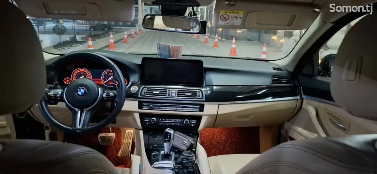 BMW 5 series 2015 · 2.0 AT
