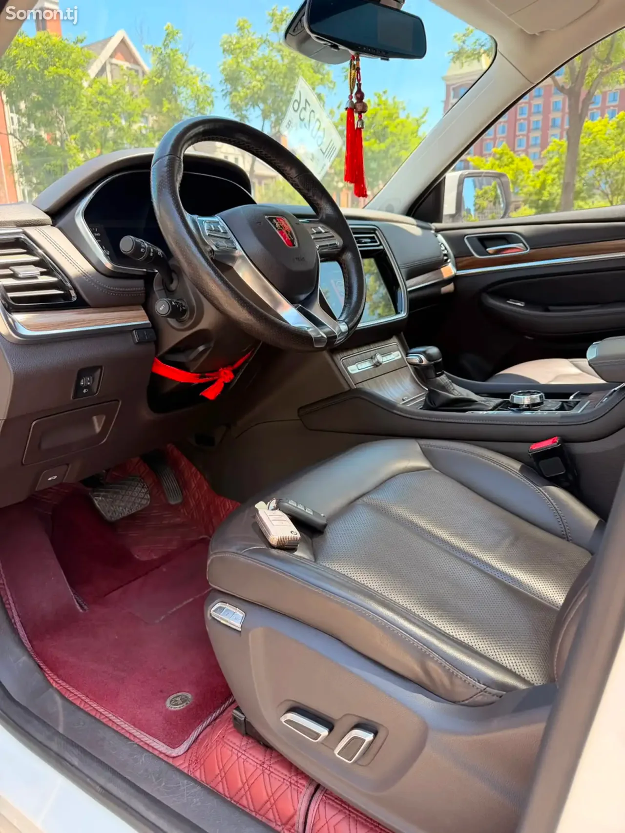 Roewe RX8 2018 · 2.0 AT