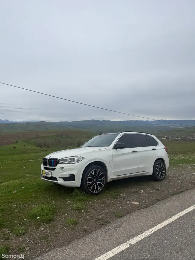 BMW X5 2014 · 3.5 AT
