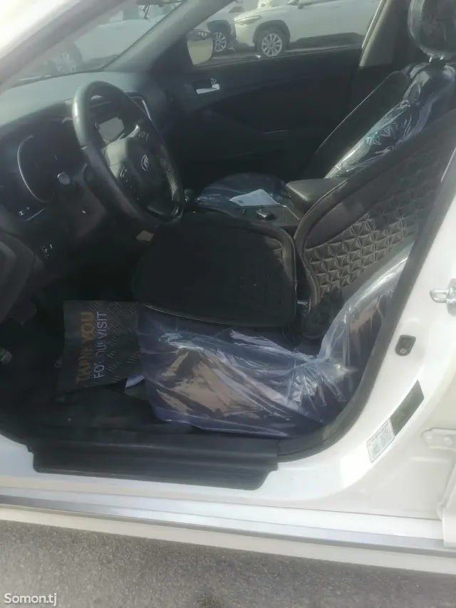 Kia K5 2014 · 2.0 AT