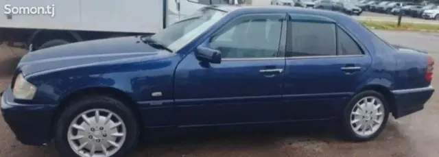 Mercedes-Benz C class 1996 · 2.0 MT