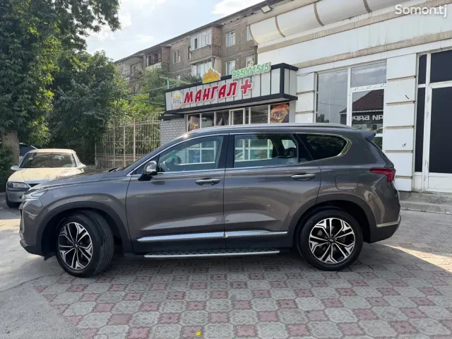Hyundai Santa Fe 2018 · 2.0 AT