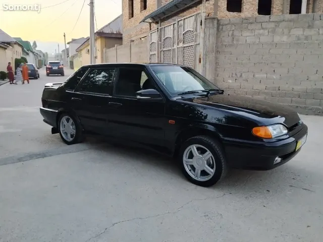 Lada (ВАЗ) 2115 2012 · 1.7 MT