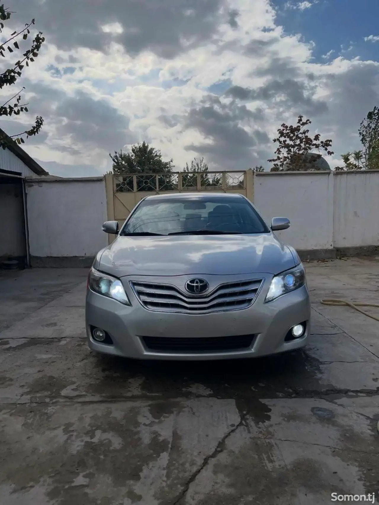 Toyota Camry 2011 · 2.5 AT