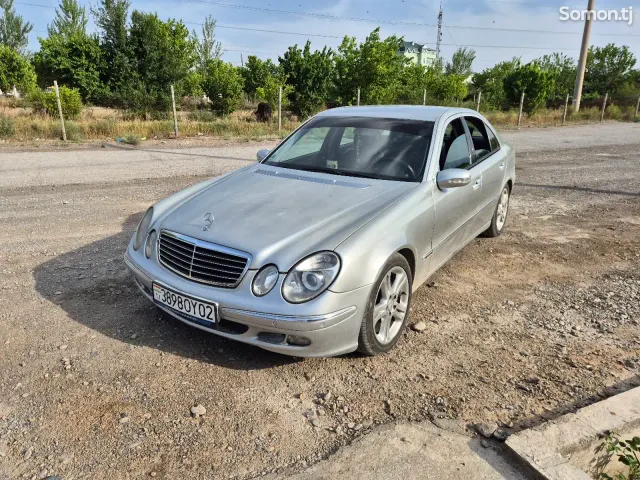 Mercedes-Benz E class 2002 · 2.4 AT