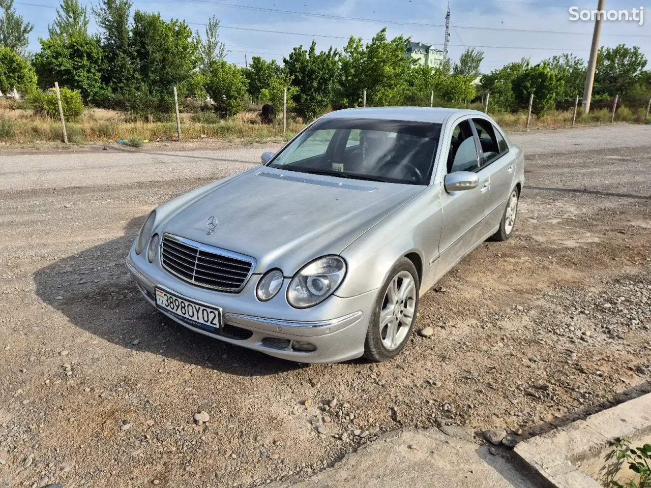 Mercedes-Benz E class 2002 · 2.4 AT
