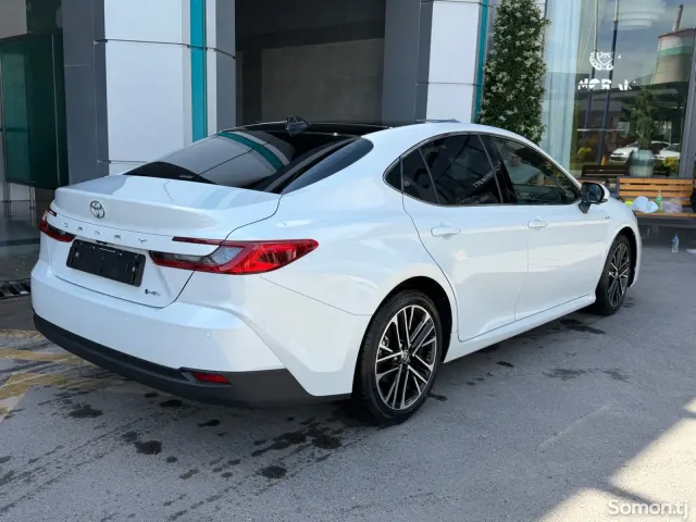 Toyota Camry 2026 · 2.5 AT