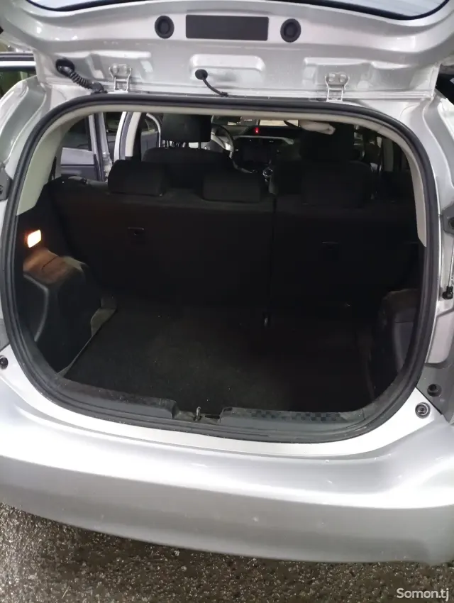 Toyota Aqua 2014 · 1.5 AT