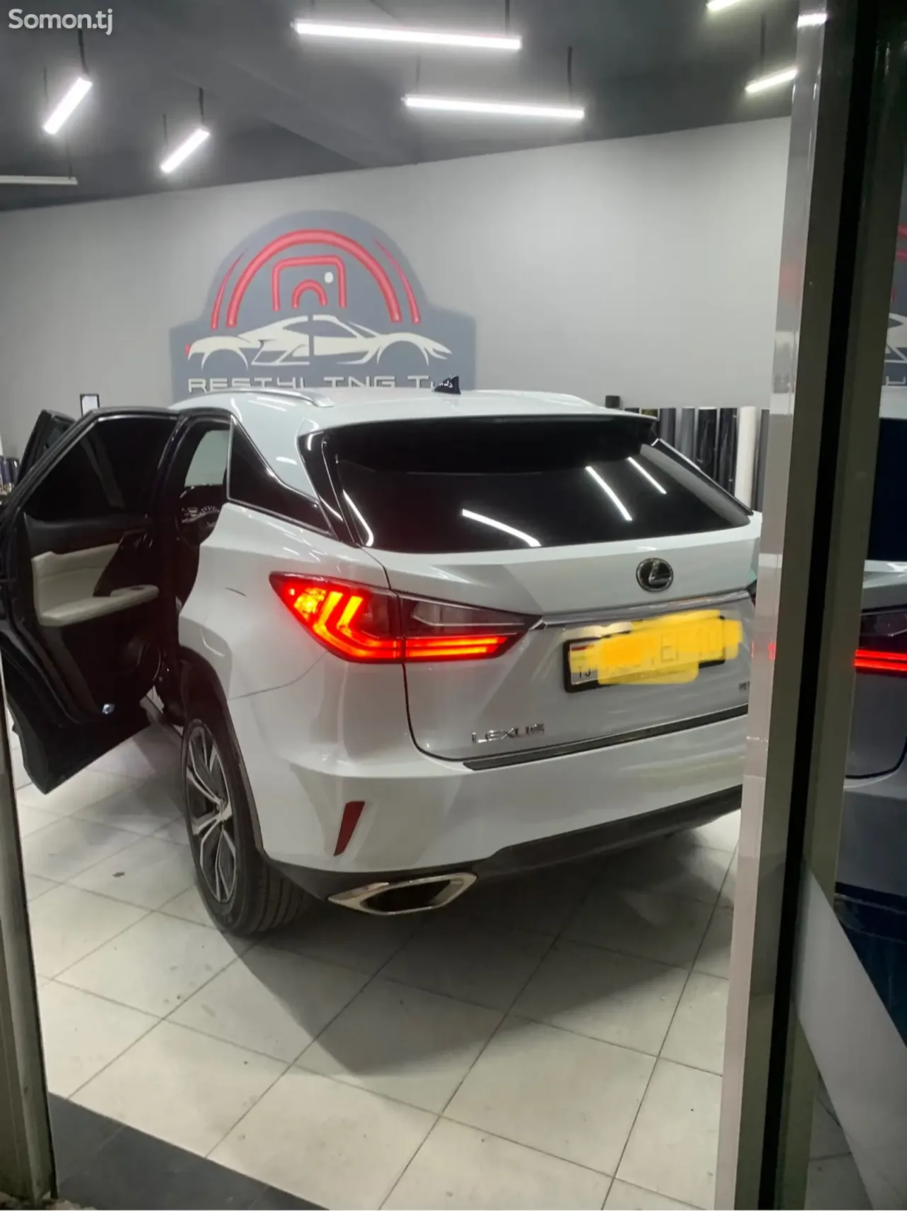 Lexus RX series 2017 · 3.5 AT