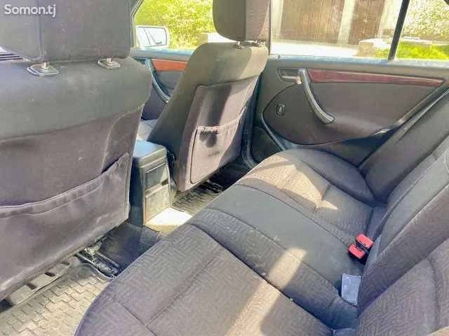 Mercedes-Benz C class 1998 · 2.2 MT