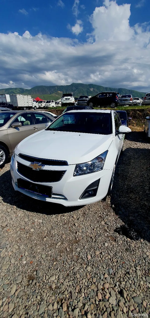 Chevrolet Cruze 2014 · 1.8 AT