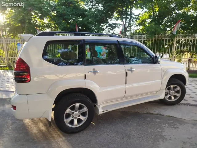 Toyota Land Cruiser Prado 2009 · 4.0 AT
