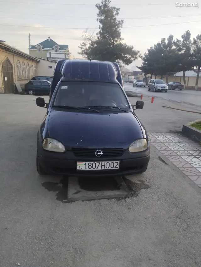 Opel Combo 1996 · 1.6 MT