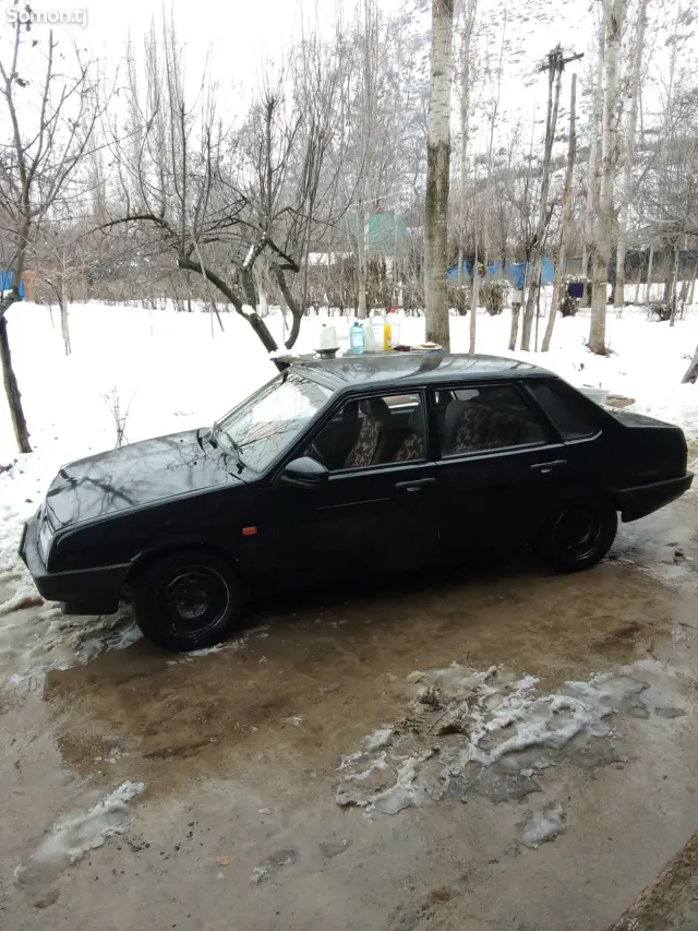Lada (ВАЗ) 21099 2004 · 1.6 MT