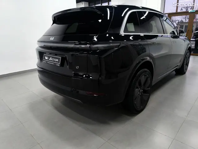 Li Auto (Lixiang) L7 2025 · 1.5 AT