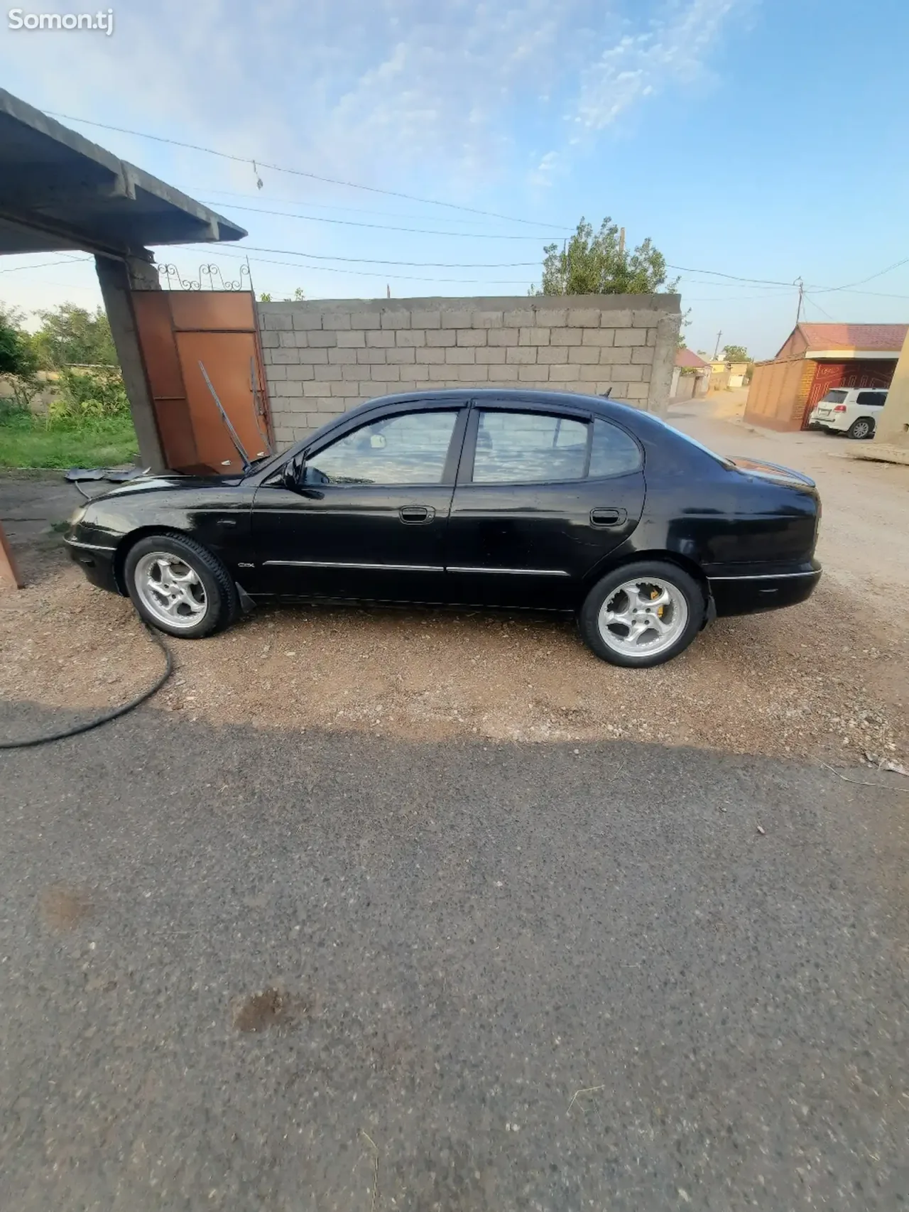 Daewoo Leganza 1997 · 1.8 MT
