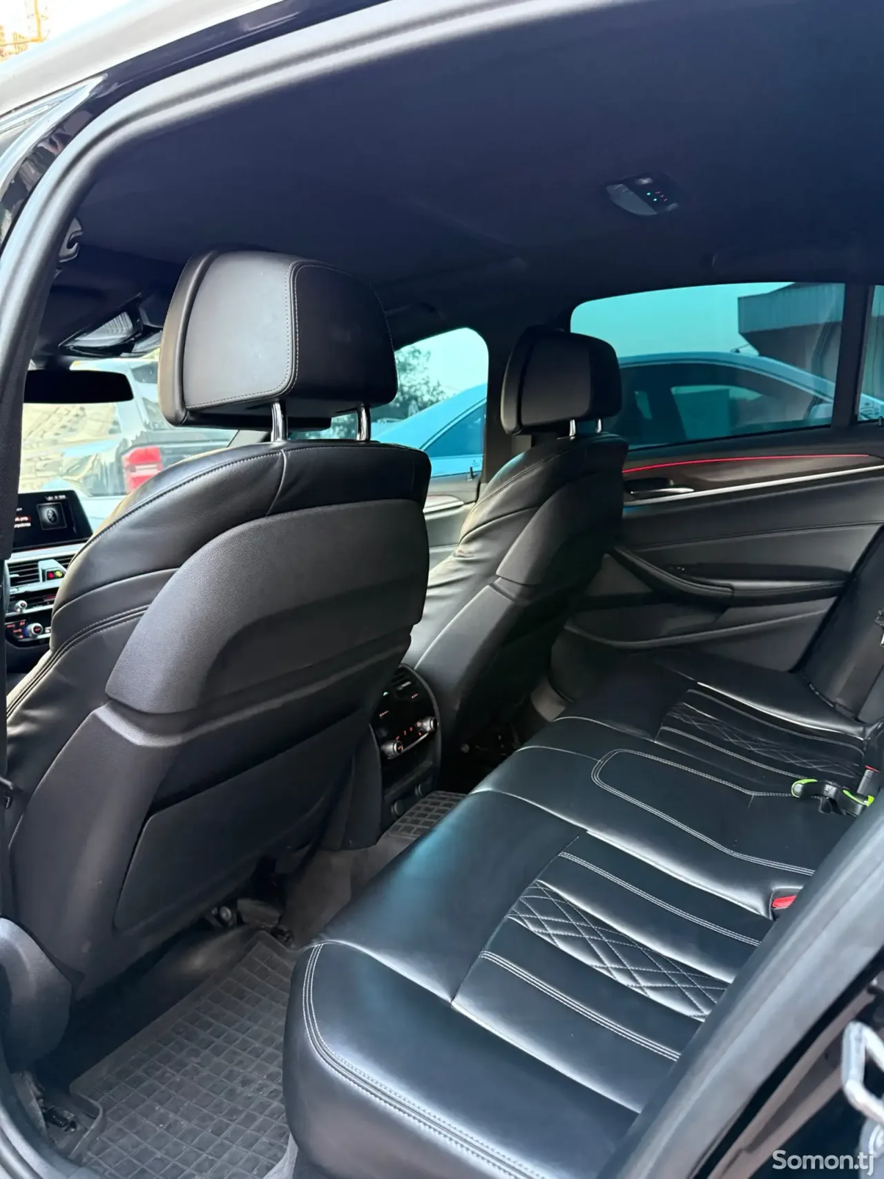 BMW 5 series 2017 · 2.0 AT