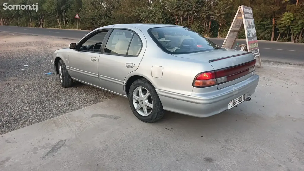 Nissan Maxima 1997 · 2.0 MT