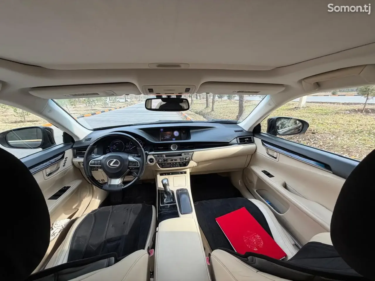 Lexus ES series 2015 · 2.5 AT