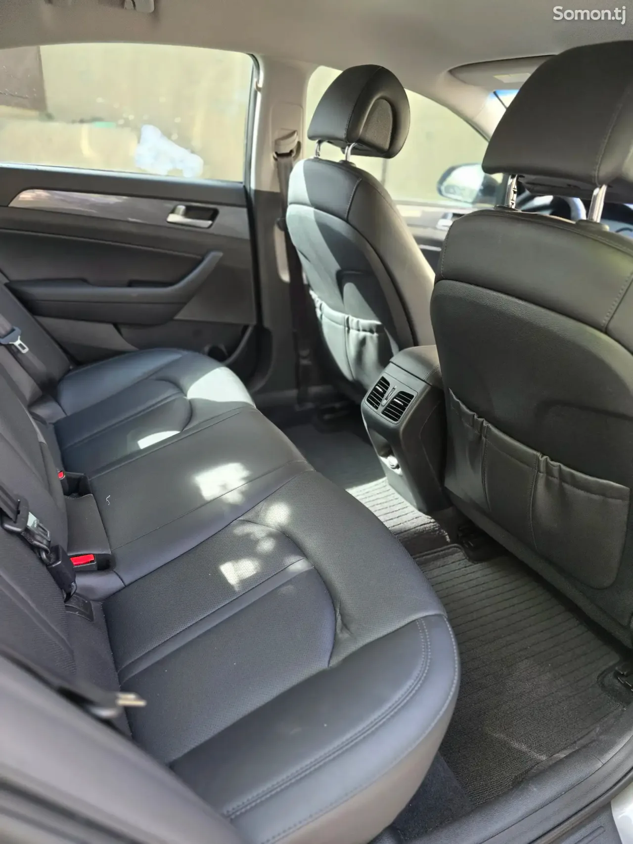 Hyundai Sonata 2016 · AT