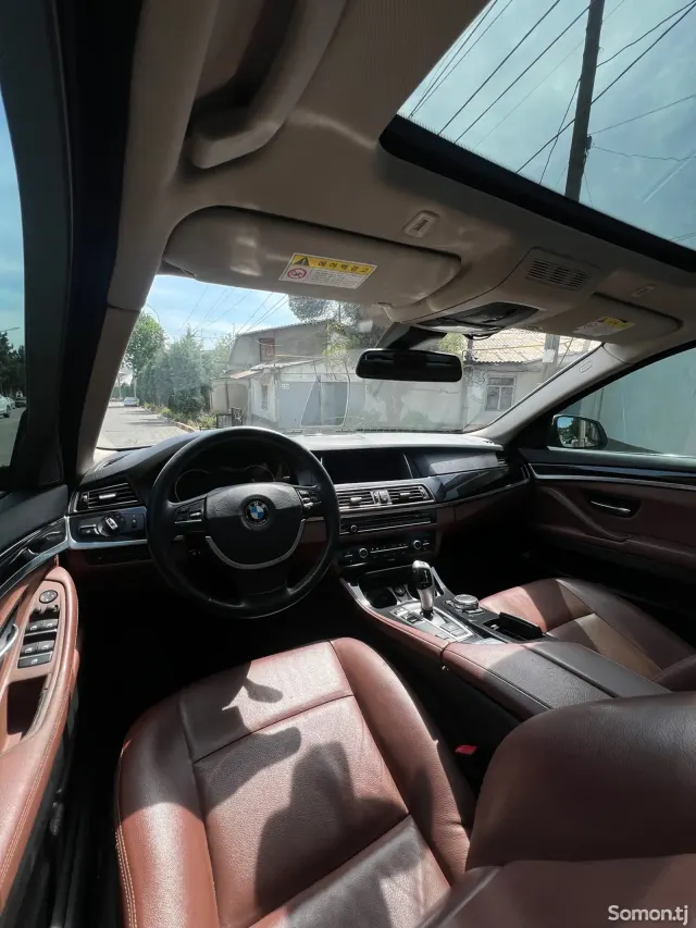 BMW 5 series 2015 · 2.0 AT