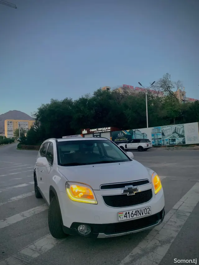 Chevrolet Orlando 2015 · 2.0 AT