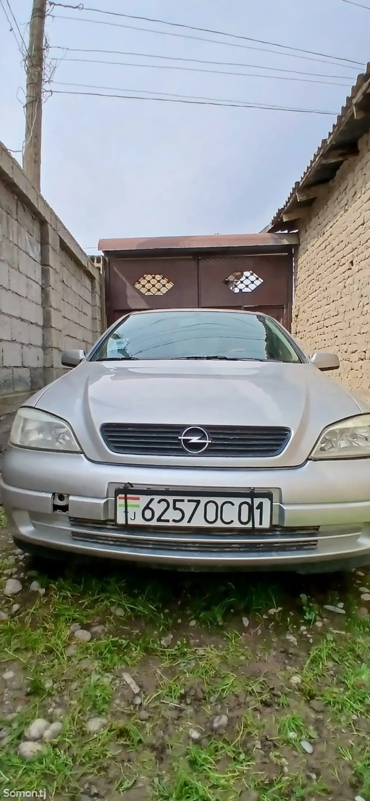 Opel Astra G 1999 · 1.6 MT