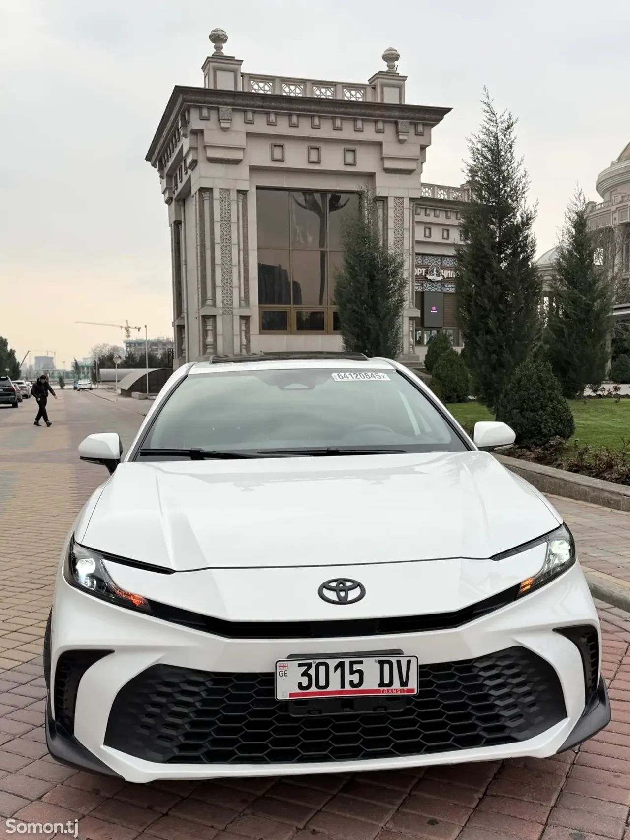 Toyota Camry 2025 · 2.5 CVT