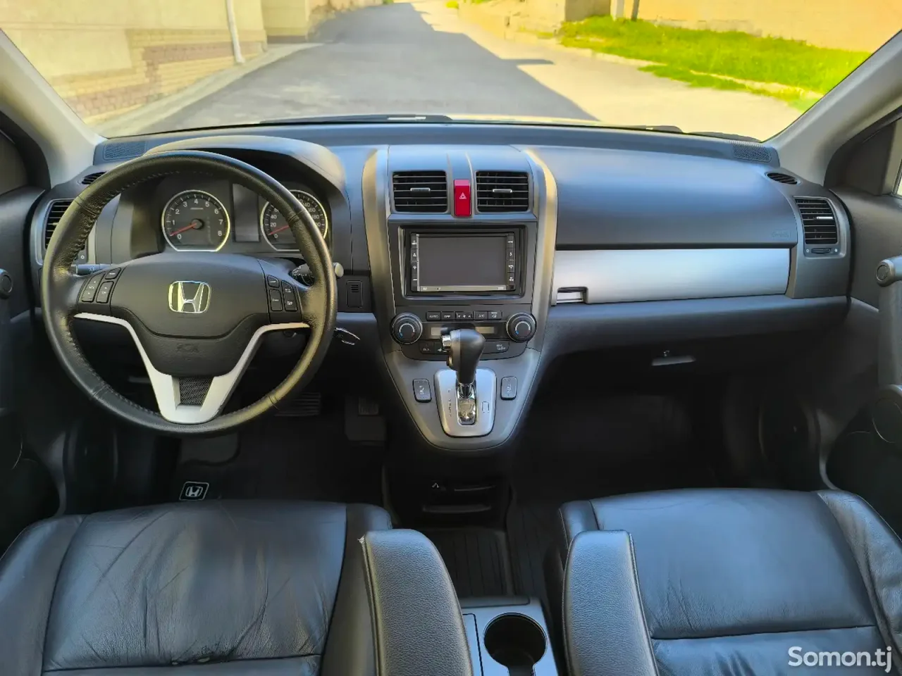 Honda CR-V 2011 · 2.4 AT