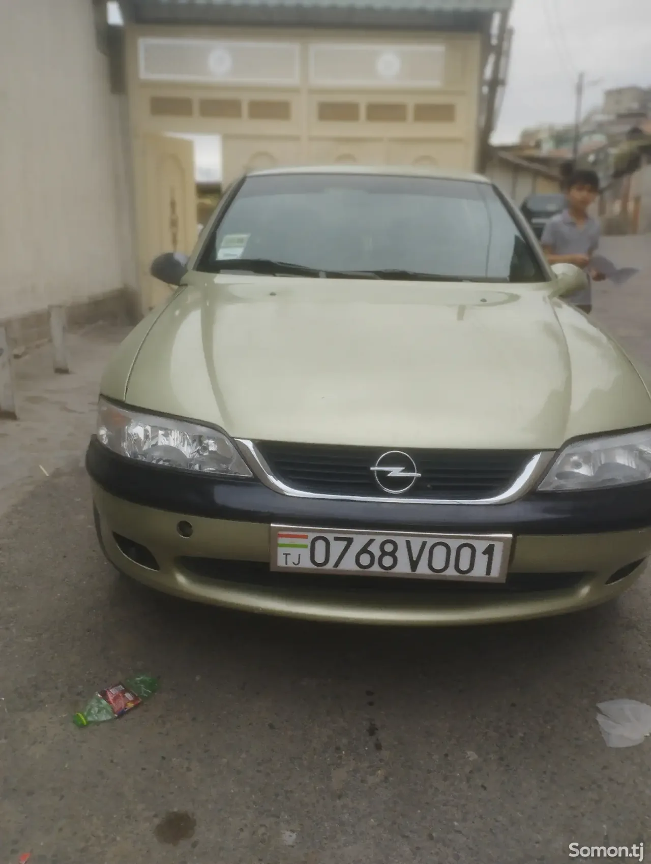 Opel Vectra B 1996 · 1.8 MT